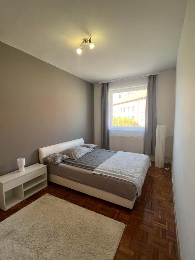 Centrum Szeged Apartman Ngoại thất bức ảnh